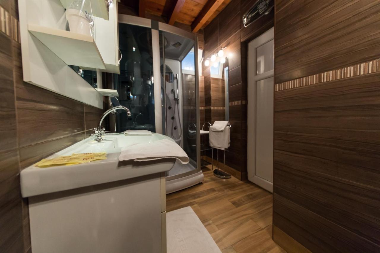 Oasis Seaside Rooms Budva Bagian luar foto